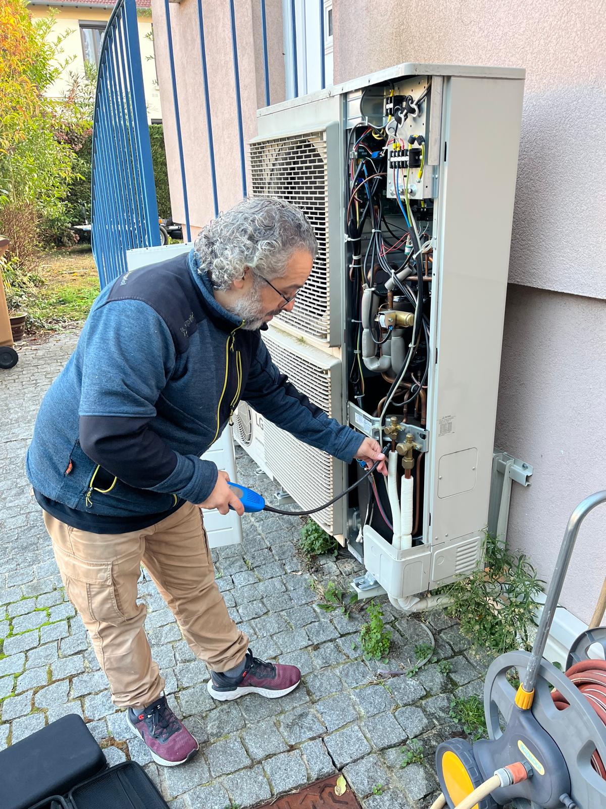 Technicien entretien cassette plafond
