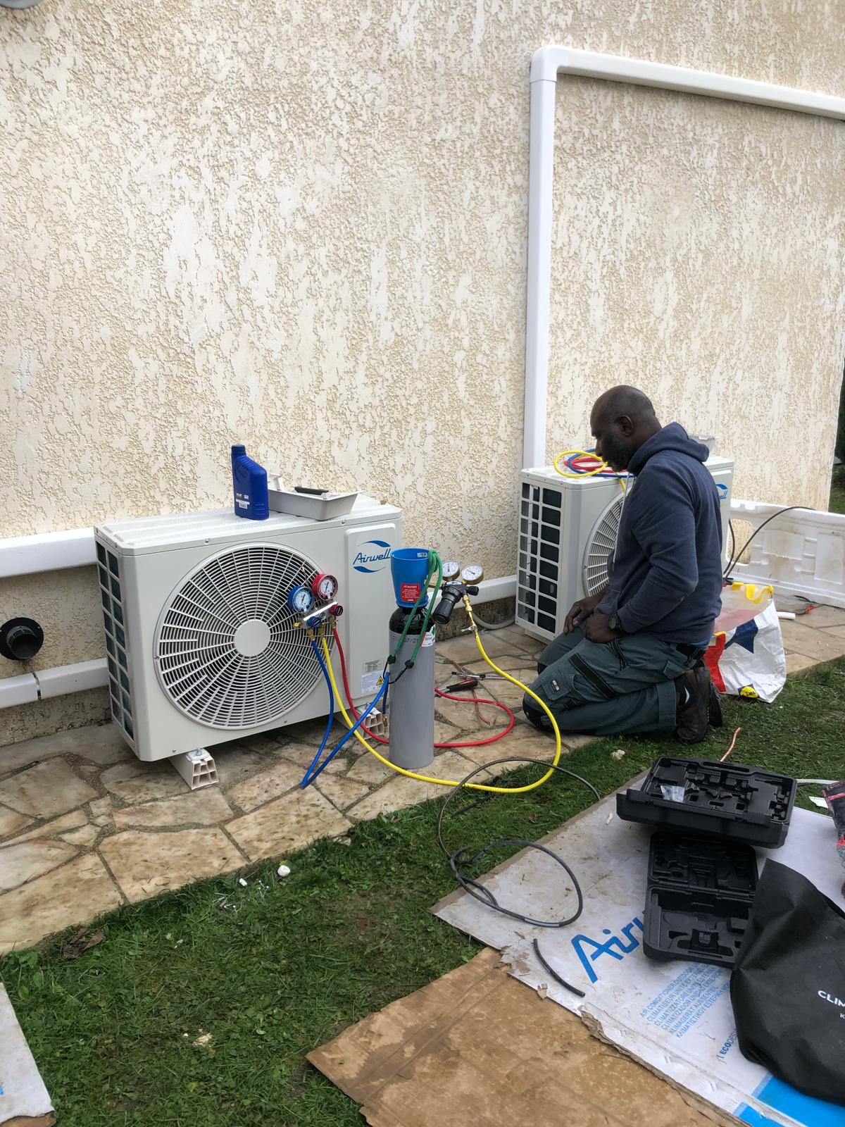 Technicien sur le terrain